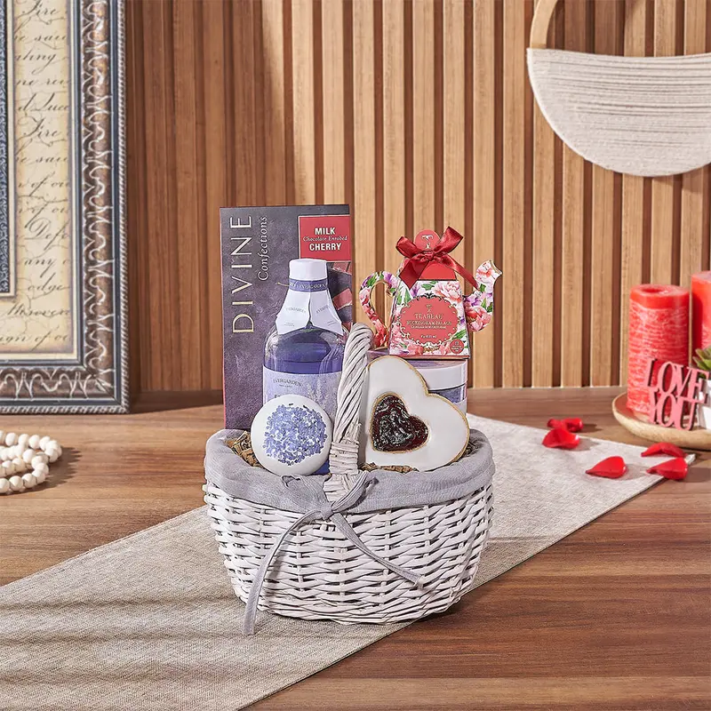 Beaconsfield Valentines Day Gift Basket
