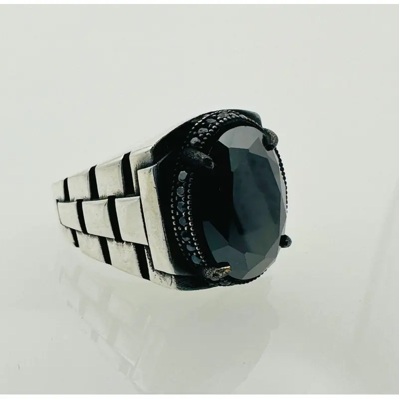 Sleek Black Onyx Men's Ring