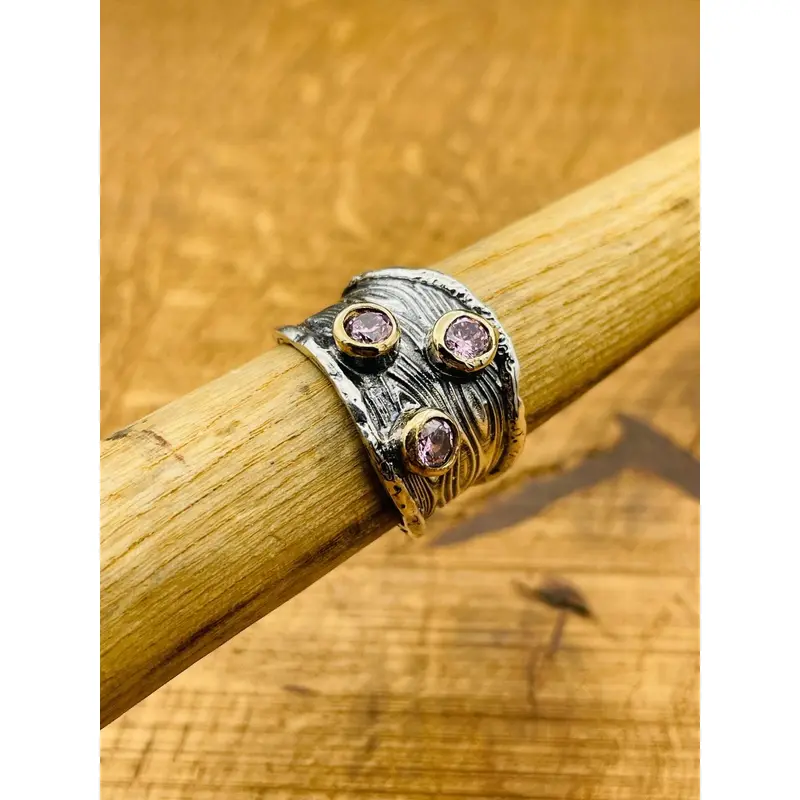 Adjustable Women's Pink Zircon Three Stone Ring