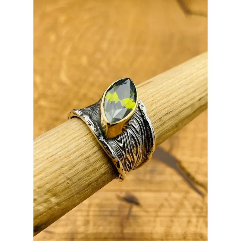 Women's Peridot Silver Ring