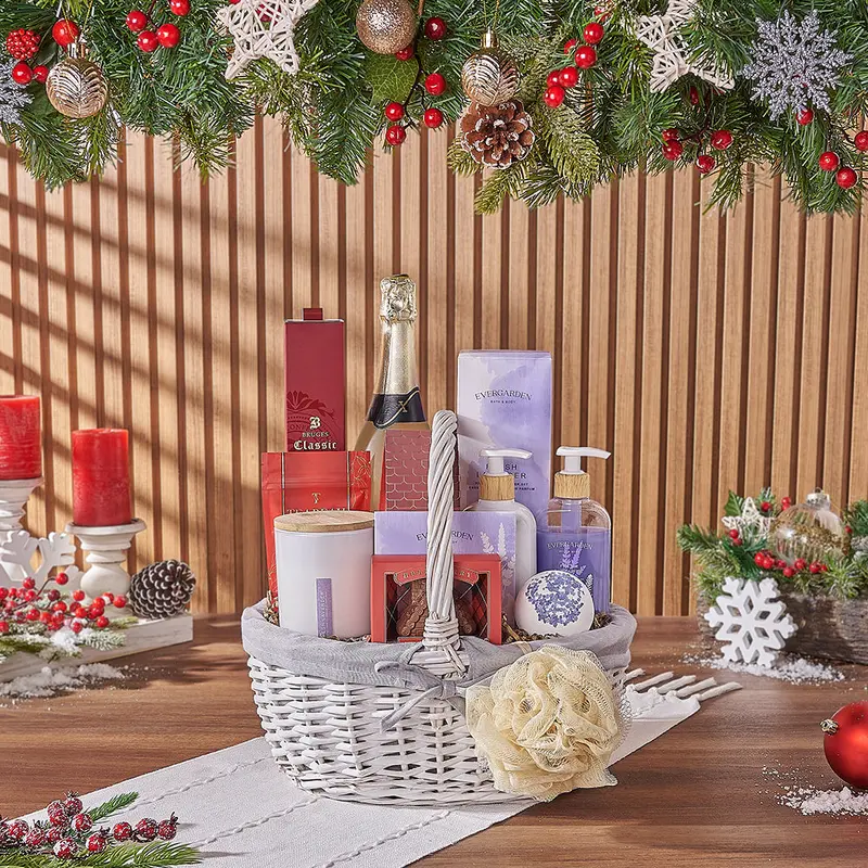 Festive Bubbly & Spa Gift Basket