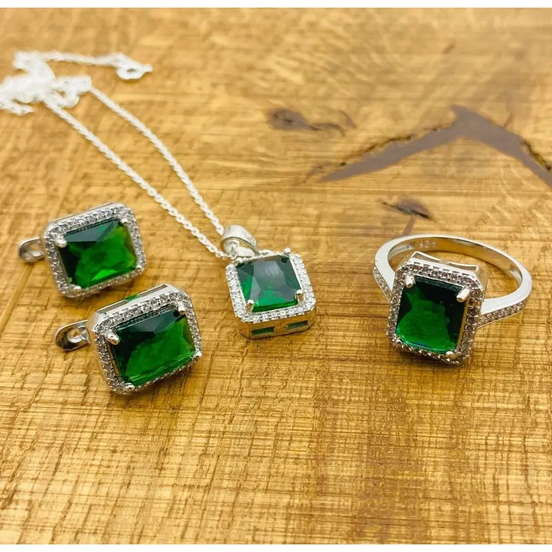 Exquisite Turkish Handmade Emerald & 925 Sterling Silver Jewelry Set - Necklace, Ring, Earrings Gift Boxed