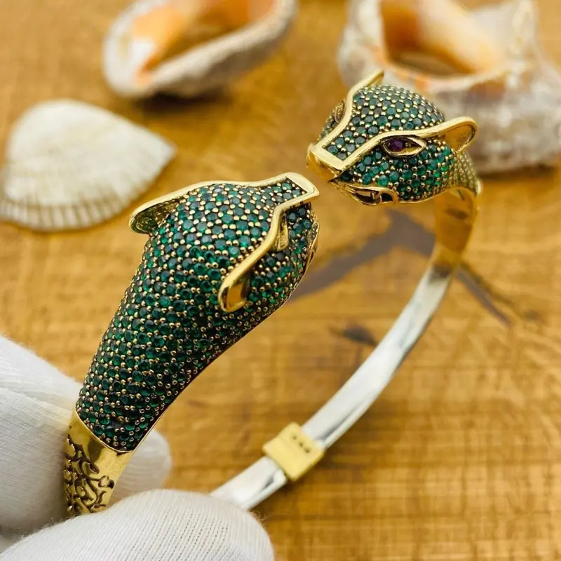 Exquisite Handmade 925 Sterling Silver Emerald Tiger Head Adjustable Bracelet for Women