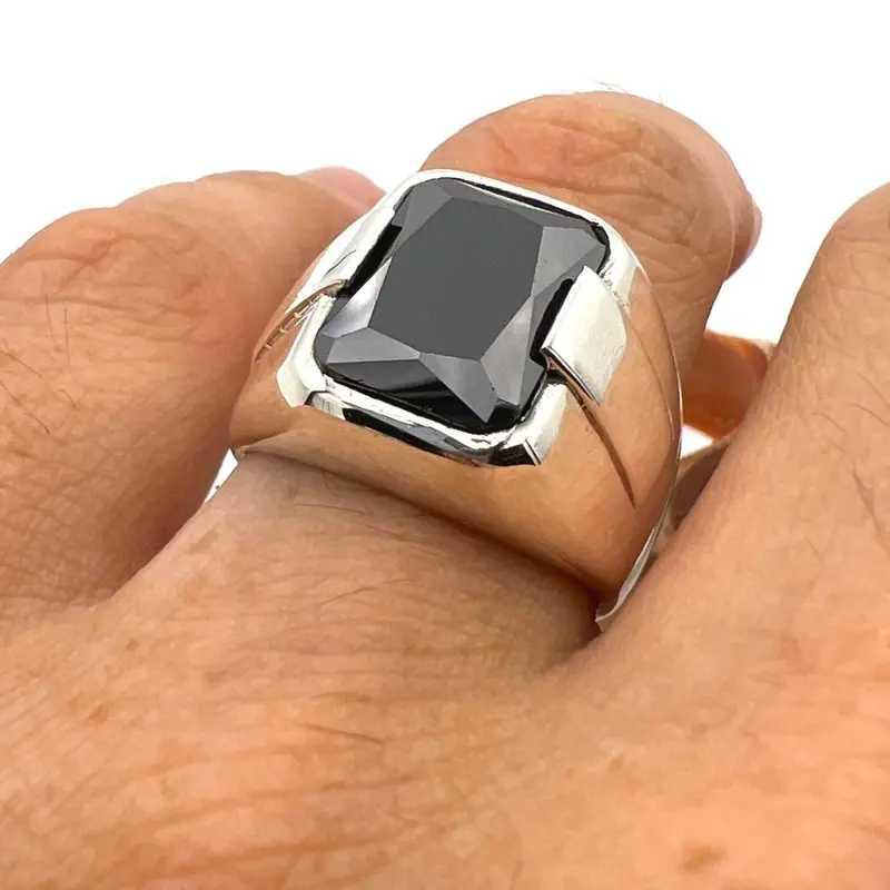 Distinctive Handmade Turkish 925 Sterling Silver Men's Black Onyx Ring - Ideal Gift for Him