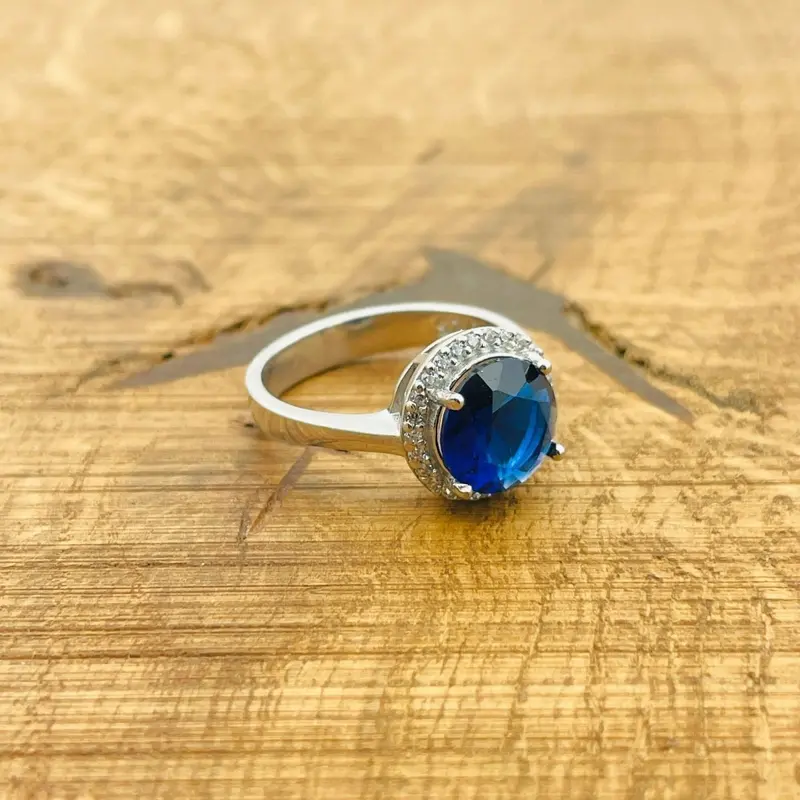 Exquisite Handmade 925 Sterling Silver Blue Sapphire Ring - Minimalist & Elegant Gift for Women
