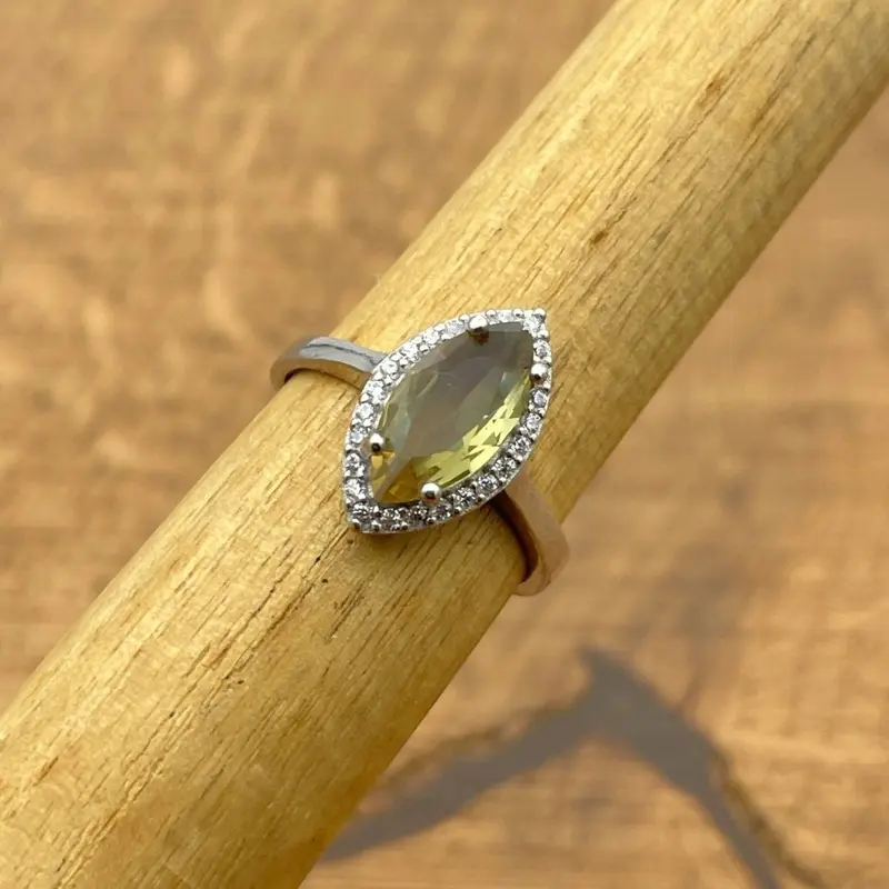 Women's Handcrafted Zultanite 925 Sterling Silver Ring | Color-Changing Gemstone | Turkish Vintage-Inspired Jewelry