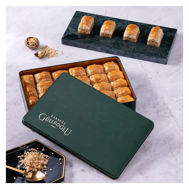 Karakoy Gulluoglu | Baklava with Walnut in Metal Gift Box