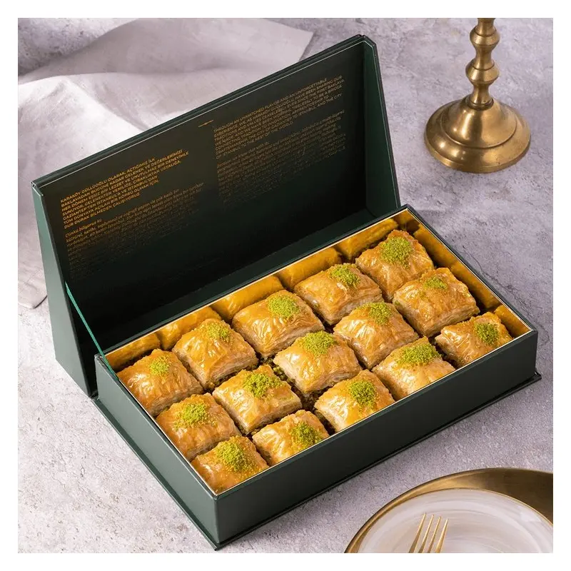 Karakoy Gulluoglu | Square Baklava with Pistachio in Special Gift Box