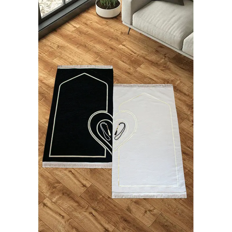 Soft Textured Chenille Prayer Rug Set with Hearts