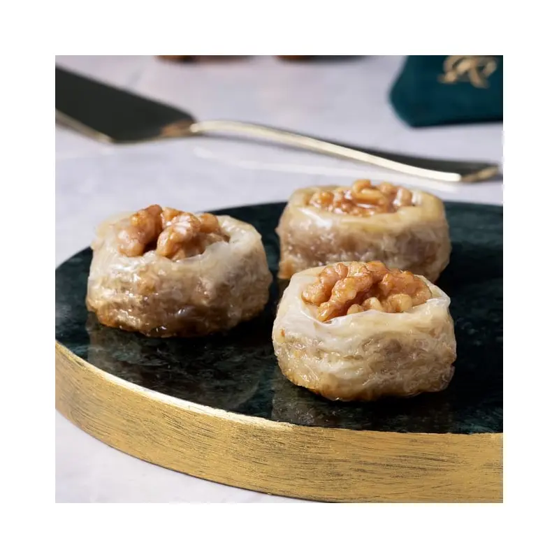Karakoy Gulluoglu | Walnut Burma Baklava