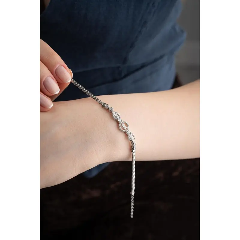 Luxury 925 Sterling Silver Rhodium Plated Herringbone Chain Bracelet with Dazzling Baguette Zirconia Stones