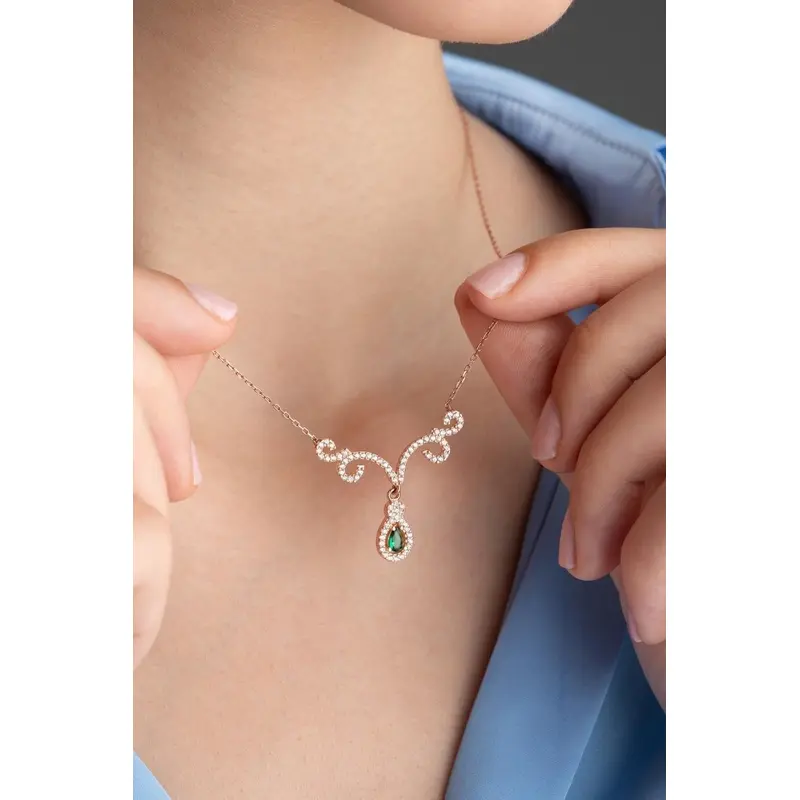 Rose Plated 925 Sterling Silver Wind Rose Motif Necklace with Green Zircon