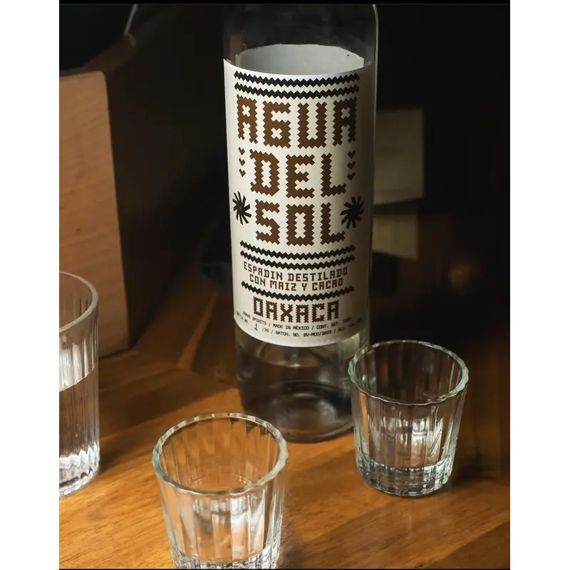 Agua Del Sol - Maiz y Cacao