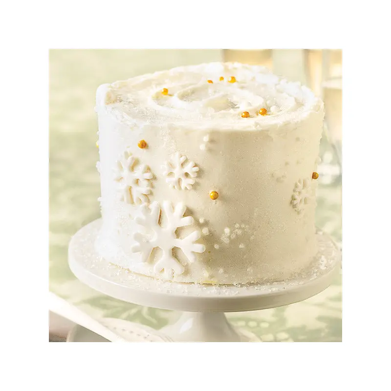 Winter Snowflake Cake