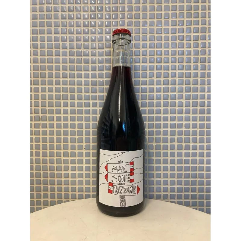 mae son frizzante sparkling red wine 2022