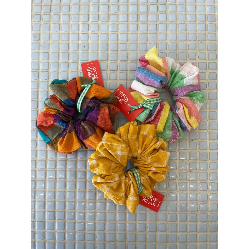 Willowship scrunchie