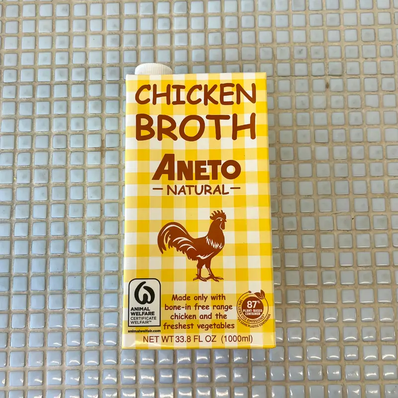 aneto natural chicken broth