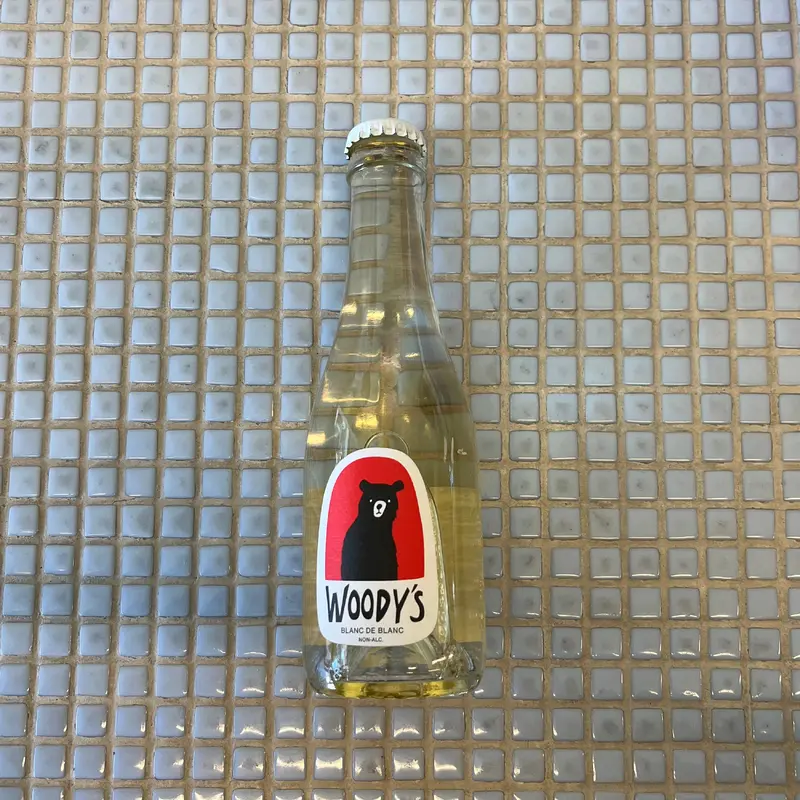 woody's mini blanc de blanc n/a wine