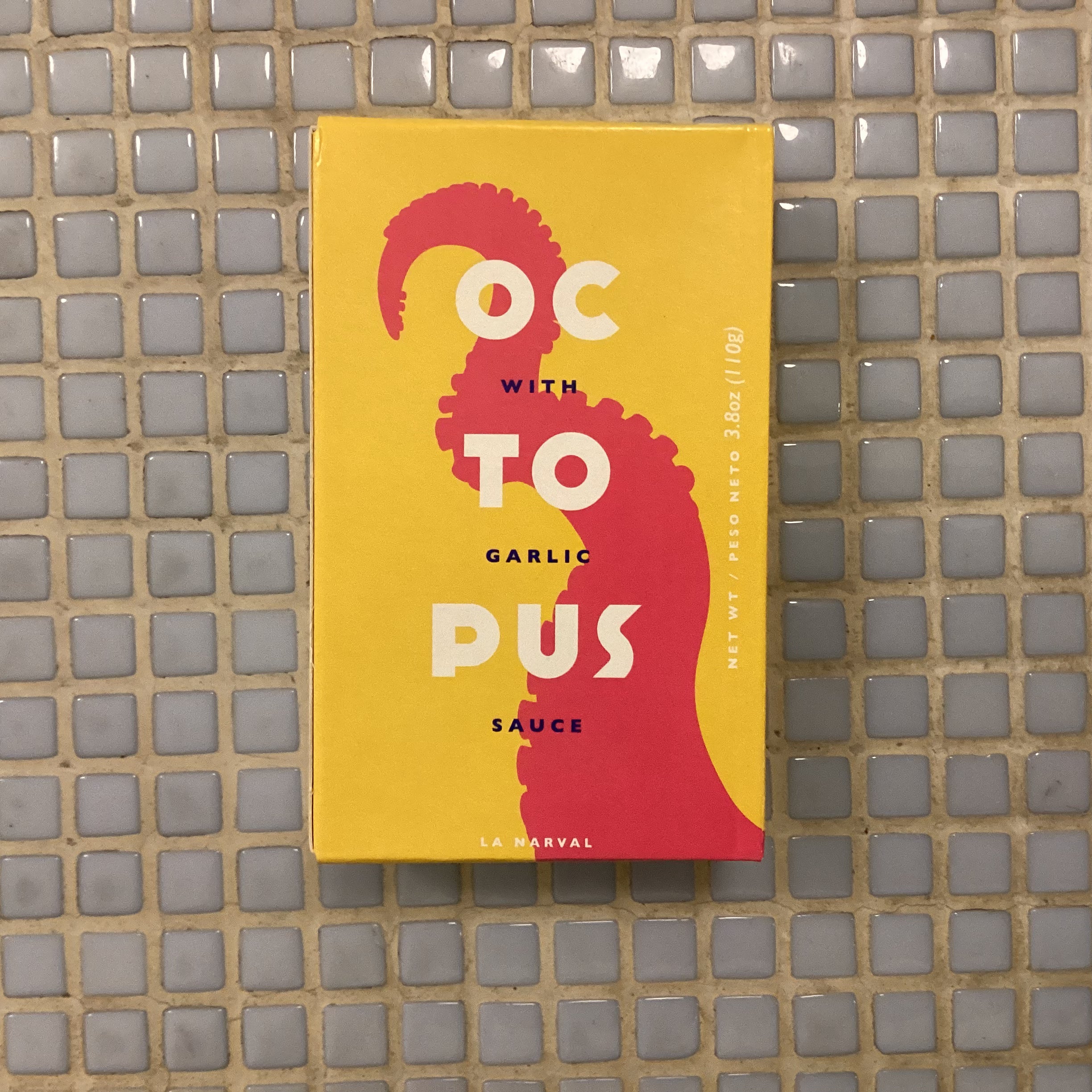 la narval octopus with garlic sauce