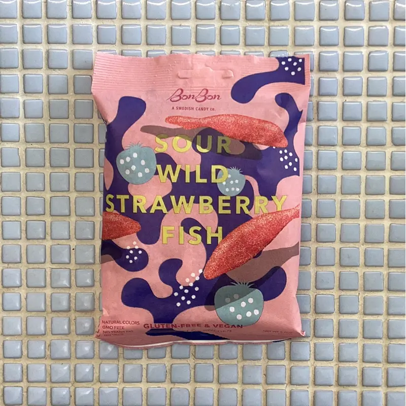 bonbon sour wild strawberry swedish fish